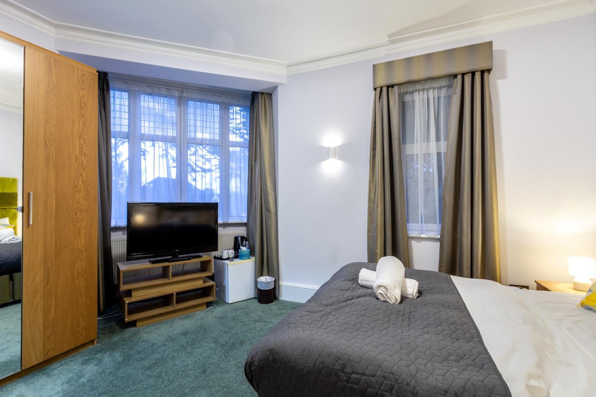 London Gatwick Inn Buitenkant foto